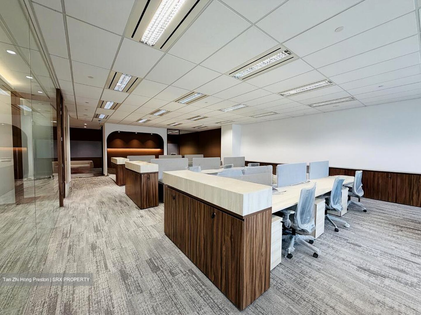 North Canal Road (D1), Office #584318701